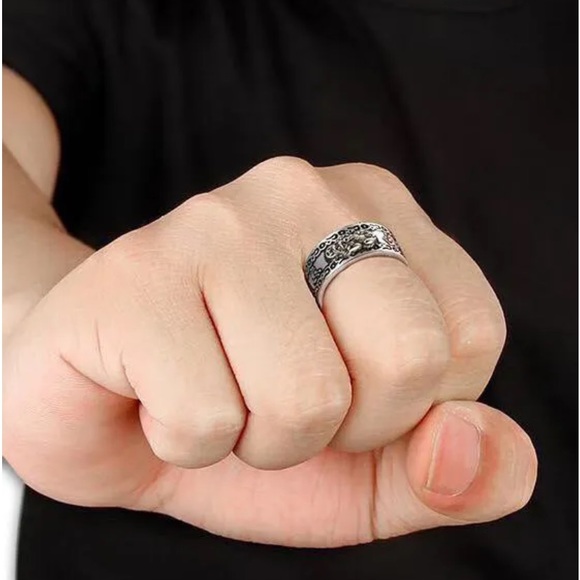Men Feng Shui with Pixiu Shaped Meaningful Good Luck Rings Cool Jewelry - Picture 2 of 5